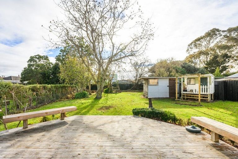 Photo of property in 18 Harris Street, Marton, 4710