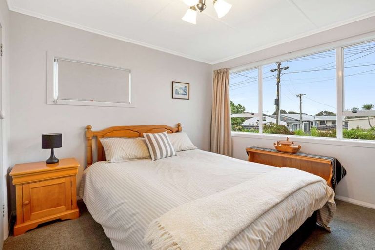 Photo of property in 22 Egmont Street, Castlecliff, Whanganui, 4501