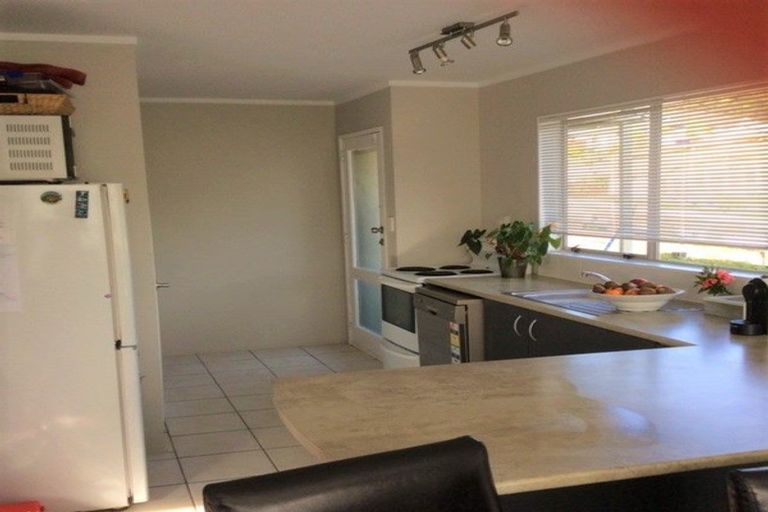 Photo of property in 38 Staithes Drive North, Whitby, Porirua, 5024