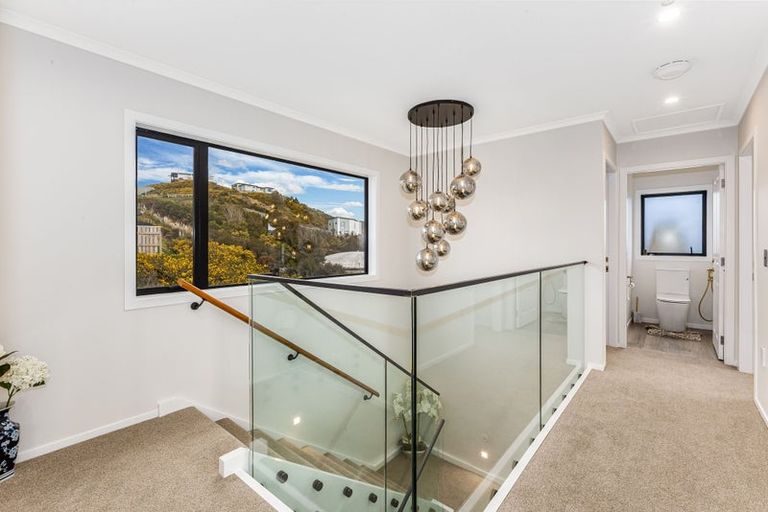 Photo of property in 9 Trysail Place, Whitby, Porirua, 5024