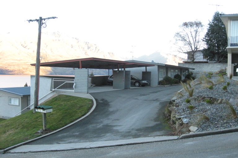 Photo of property in 1/12 Glasgow Street, Queenstown, 9300