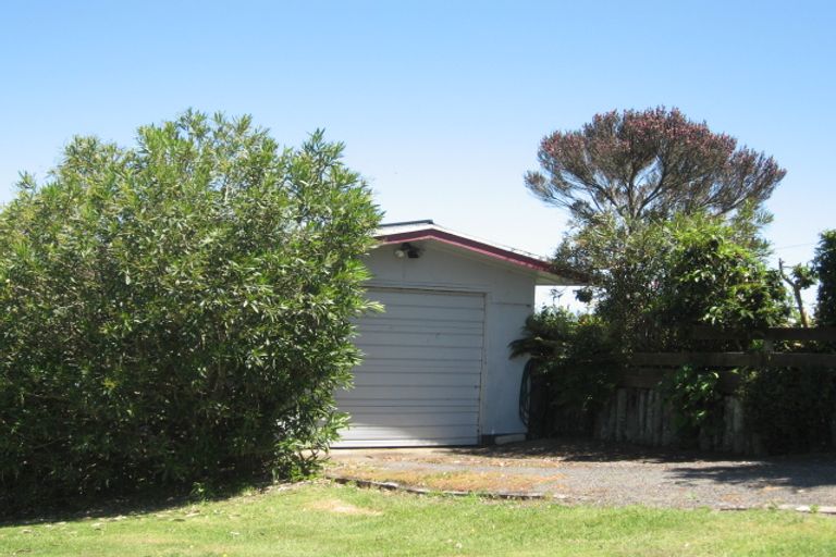 Photo of property in 77 Town Point Road, Maketu, 3189
