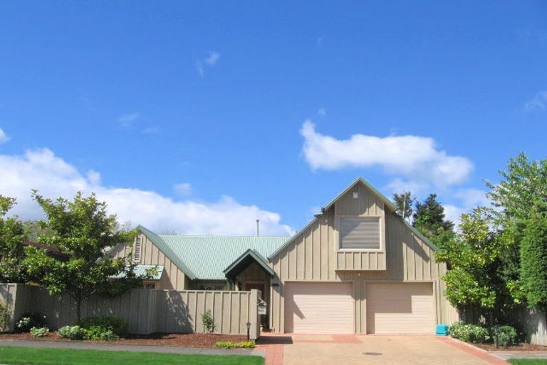 Photo of property in 64 Mere Road, Taupo, 3330