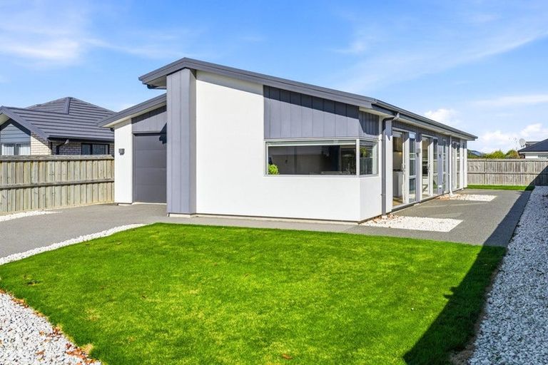 Photo of property in 4 Billington Drive, Halswell, Christchurch, 8025