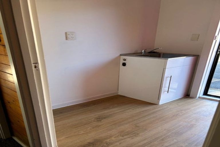 Photo of property in 33 Anzac Street, Takapuna, Auckland, 0622