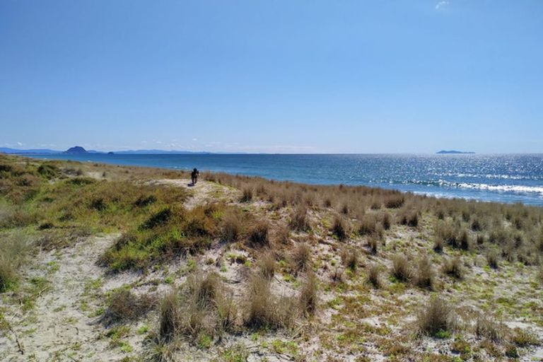 Photo of property in 25 Tamapahore Boulevard, Papamoa Beach, Papamoa, 3118