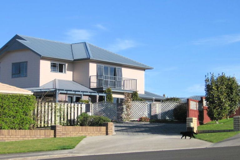 Photo of property in 8 Glenorchy Place, Nawton, Hamilton, 3200