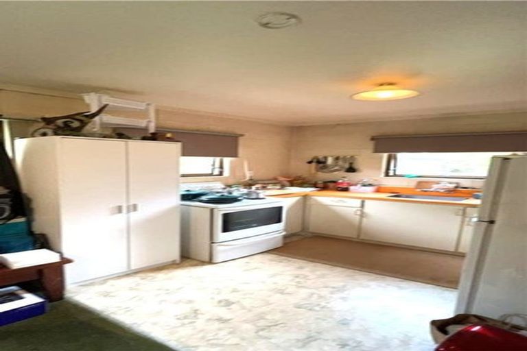 Photo of property in 105 Verran Road, Birkenhead, Auckland, 0626