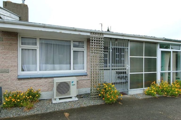 Photo of property in 2/483 Gloucester Street, Linwood, Christchurch, 8011