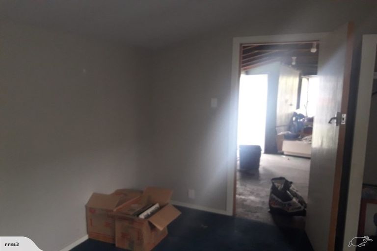 Photo of property in 240 Geraldine Street, Edgeware, Christchurch, 8013
