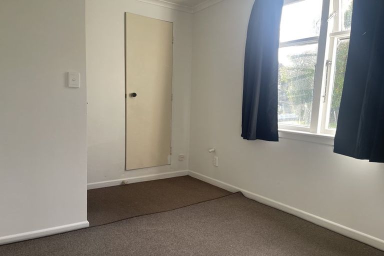 Photo of property in 48 Burgess Road, Johnsonville, Wellington, 6037