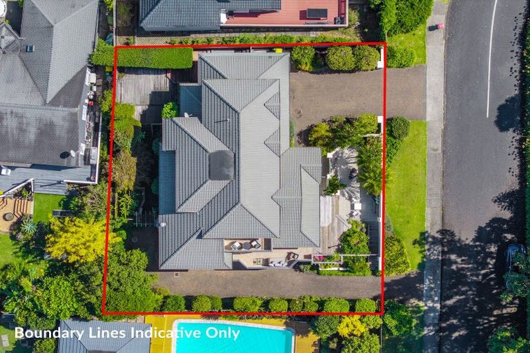 Photo of property in 1 Page Point, Mellons Bay, Auckland, 2014