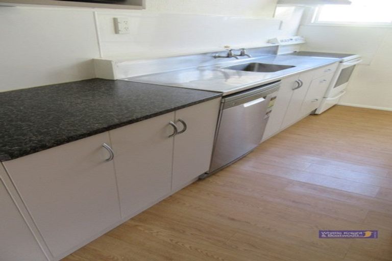 Photo of property in 4/49 Picton Avenue, Riccarton, Christchurch, 8011