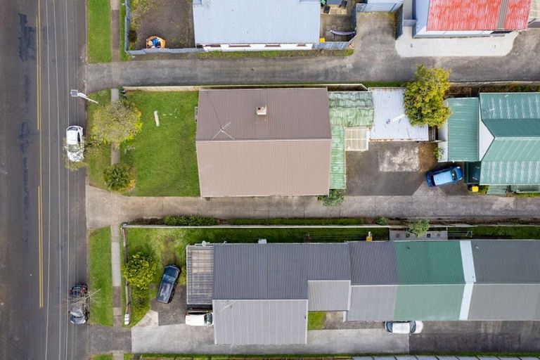 Photo of property in 15 Princes Street, Pukekohe, 2120