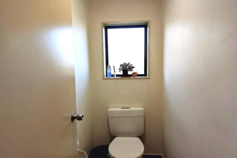 Photo of property in 5a Liddesdale Place, Papakura, 2110