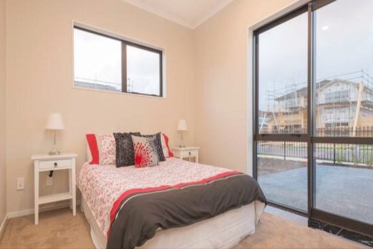 Photo of property in 15 Drumbuoy Drive, Flat Bush, Auckland, 2019