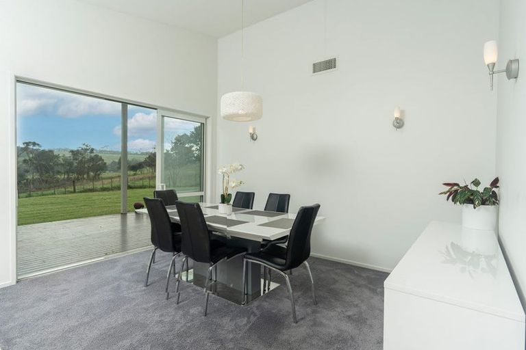 Photo of property in 160 Gray Road, Te Kamo, Kamo, 0185