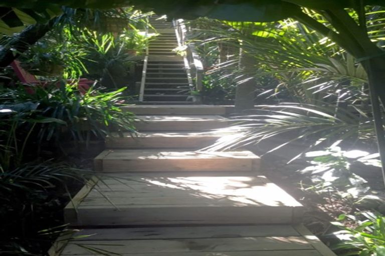 Photo of property in 567 South Titirangi Road, Titirangi, Auckland, 0604