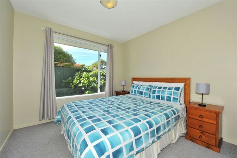 Photo of property in 2/33 Kintyre Drive, Broomfield, Christchurch, 8042