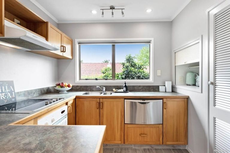 Photo of property in 31 Paerata Road, Pukekohe, 2120