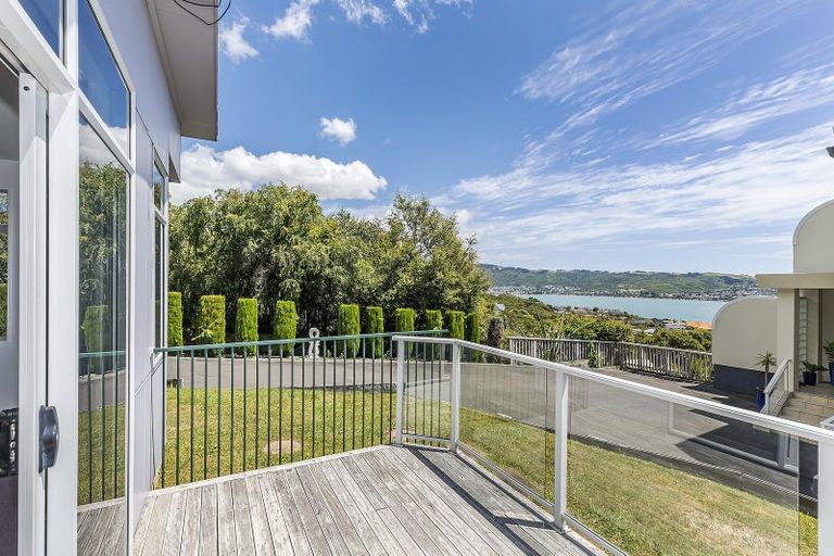 Photo of property in 6 Cromarty Place, Papakowhai, Porirua, 5024