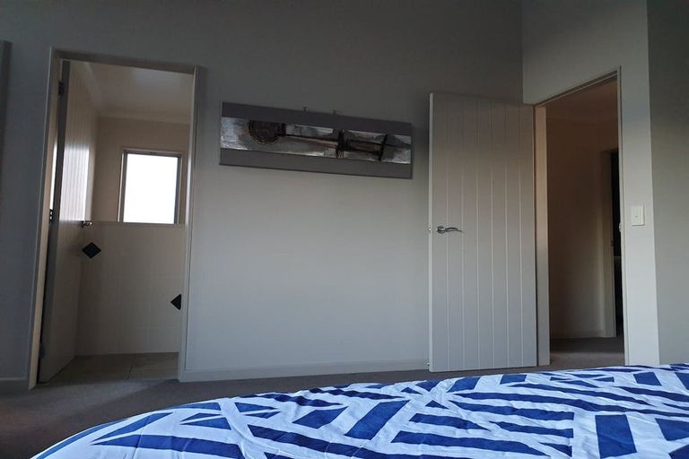 Photo of property in 10 Consort Close, Paraparaumu Beach, Paraparaumu, 5032