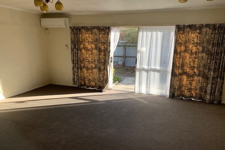 Photo of property in 84 Fairfield Avenue, Addington, Christchurch, 8024