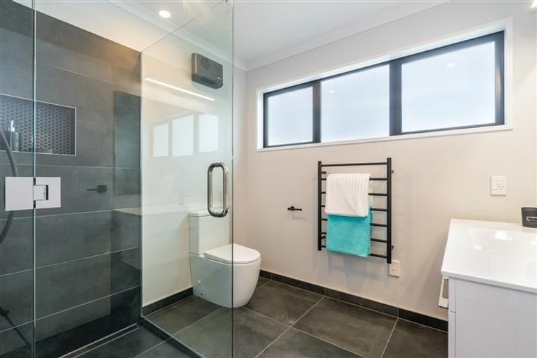 Photo of property in 11 Heathfield Drive, Mosgiel, 9024