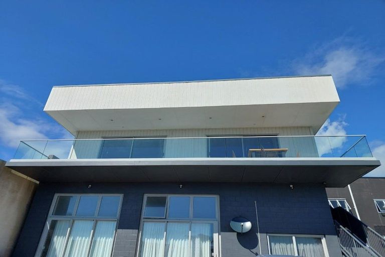 Photo of property in 138 Molesworth Street, New Plymouth, 4312