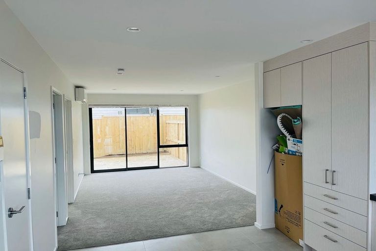 Photo of property in 31 Siren Street, Wainui, 0932