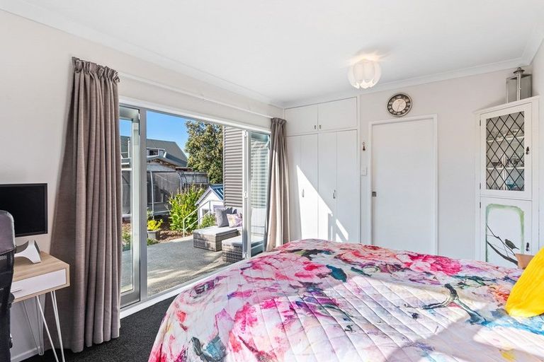 Photo of property in 9 Mahana Road, Paraparaumu Beach, Paraparaumu, 5032