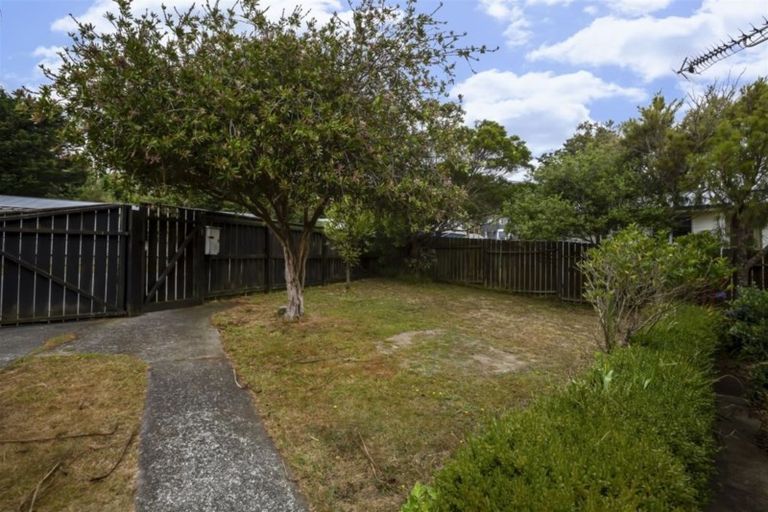Photo of property in 5 Garboard Lane, Whitby, Porirua, 5024