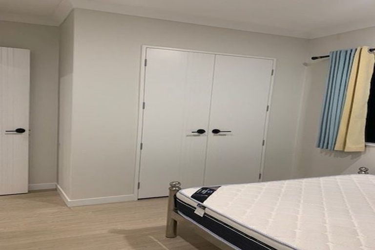 Photo of property in 74 Koromeke Street, Flat Bush, Auckland, 2019