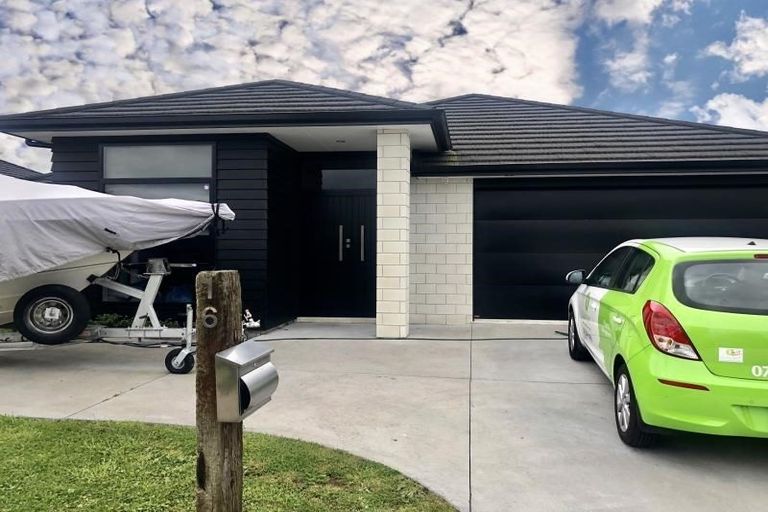 Photo of property in 16 Helen June Avenue, Flagstaff, Hamilton, 3210