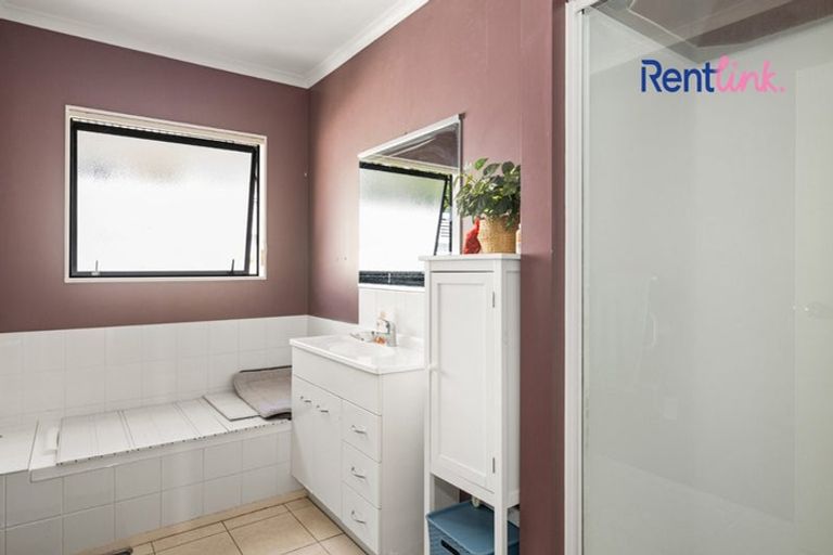 Photo of property in 46 Waipuna Grove, Welcome Bay, Tauranga, 3112