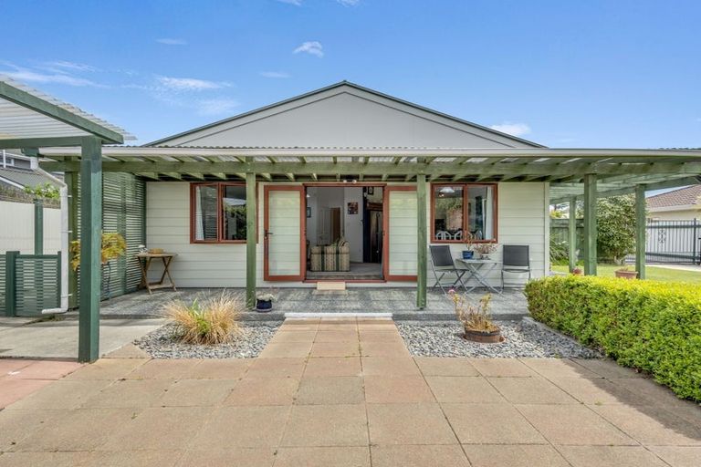 Photo of property in 425 Southland Place, Raureka, Hastings, 4120