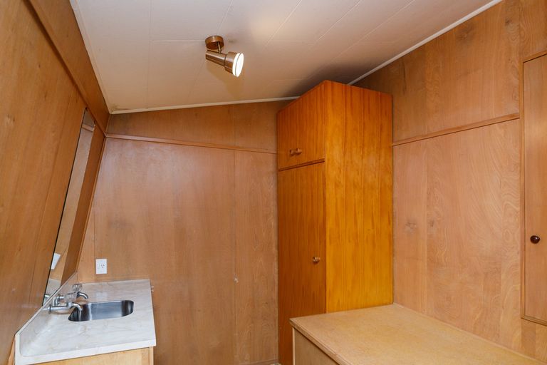 Photo of property in 14 Peter Hall Drive, Kelvin Grove, Palmerston North, 4414