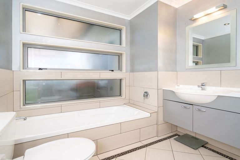 Photo of property in 1 High Street, Mosgiel, 9024