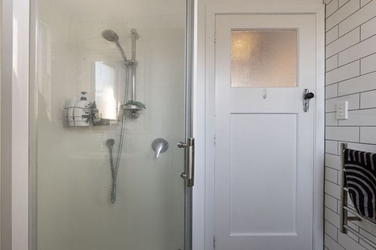 Photo of property in 467 Featherston Street, Palmerston North, 4414