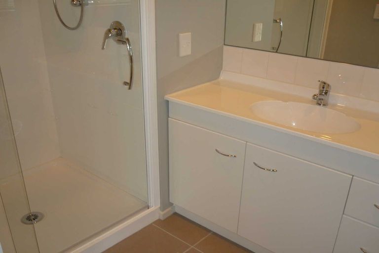 Photo of property in 15 Henley Close, Rolleston, 7614