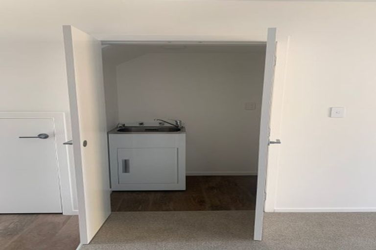 Photo of property in 6/23 Porutu Street, Fairfield, Lower Hutt, 5011