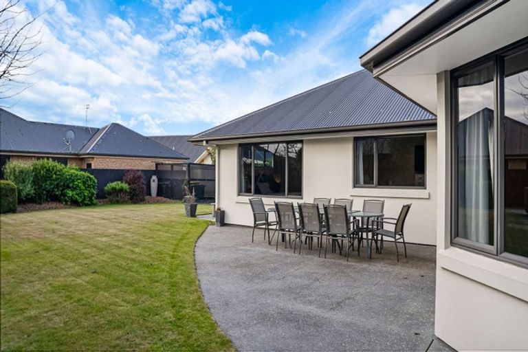 Photo of property in 100 Courtenay Drive, Kaiapoi, 7630