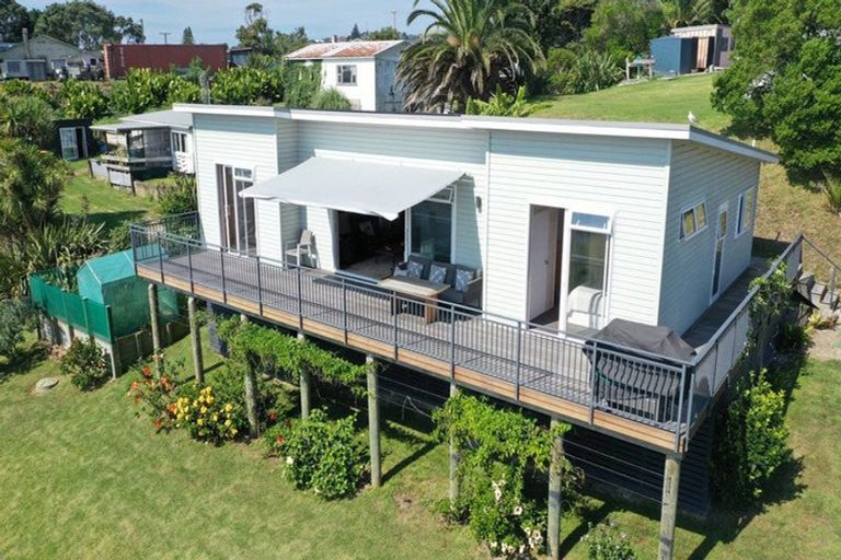 Photo of property in 10 Te Awhe Road, Maketu, 3189