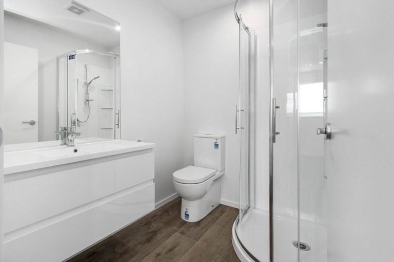 Photo of property in 4 Selkirk Lane, Hamilton Lake, Hamilton, 3204