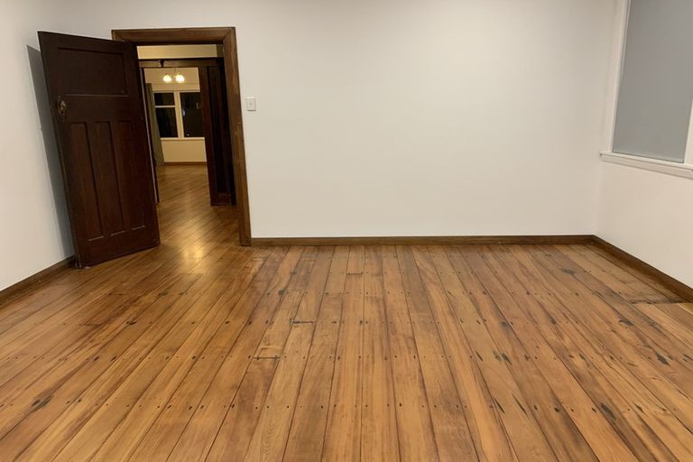 Photo of property in 15 Liverpool Street, Miramar, Wellington, 6022