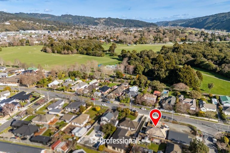 Photo of property in 56 Brentwood Street, Trentham, Upper Hutt, 5018