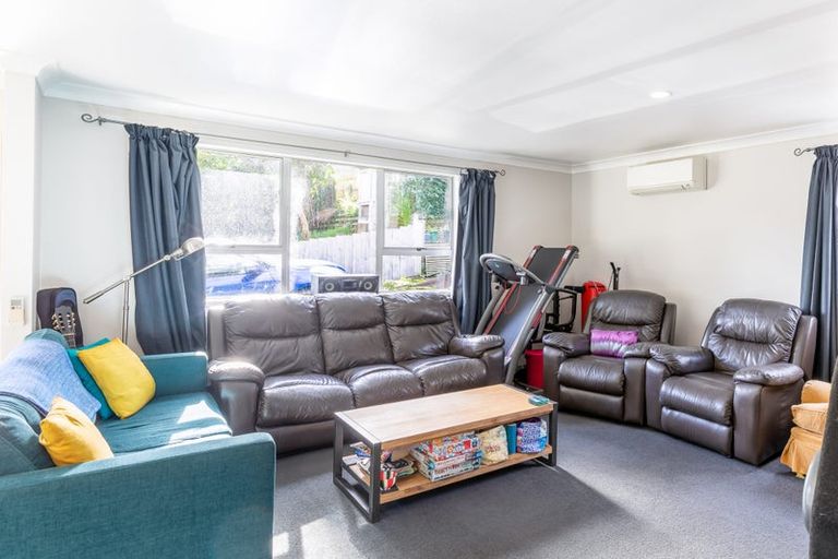 Photo of property in 2/22 Hobby Avenue, Birkdale, Auckland, 0626