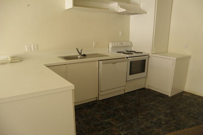 Photo of property in 2u5 Malcolm Lane, Thorndon, Wellington, 6011