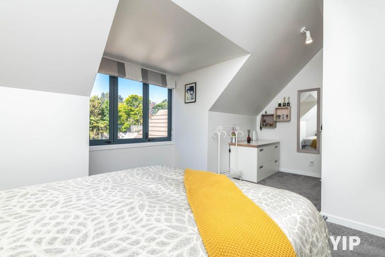 Photo of property in 17a Simla Crescent, Khandallah, Wellington, 6035