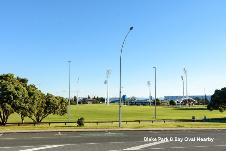 Photo of property in 2/10 Terrace Avenue, Mount Maunganui, 3116
